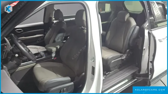KIA CARNIVAL HEV 9SEATER NOBLESS