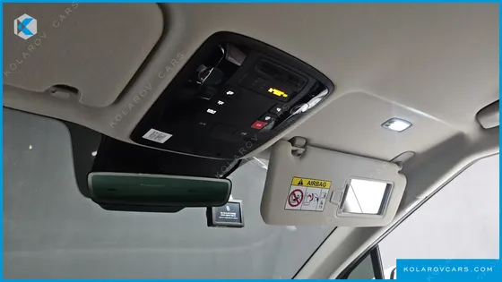 KIA CARNIVAL HEV 9SEATER NOBLESS
