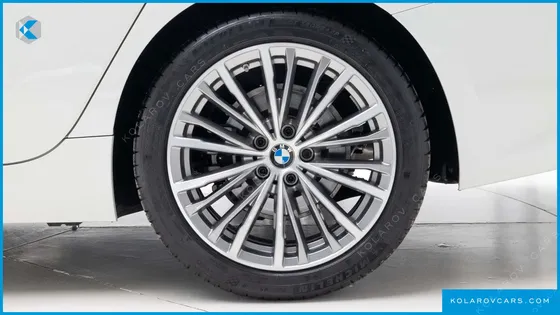 BMW 3 SERIES 320I LUXURY