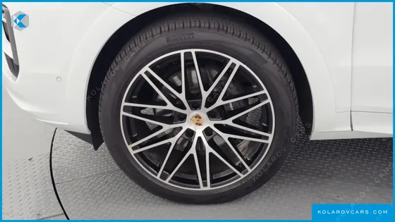 PORSCHE CAYENNE 3.0 COUPE