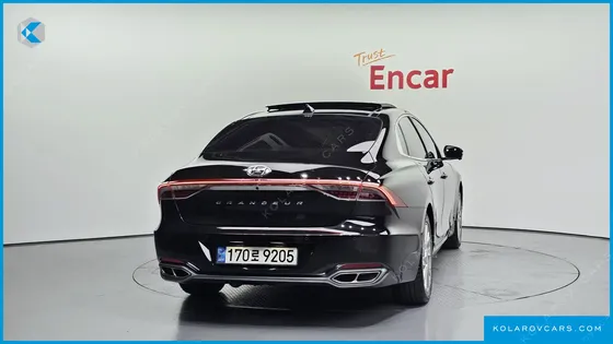 HYUNDAI GRANDEUR CALLIGRAPHY