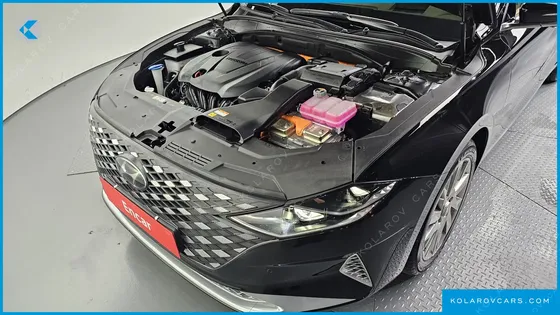 HYUNDAI GRANDEUR CALLIGRAPHY