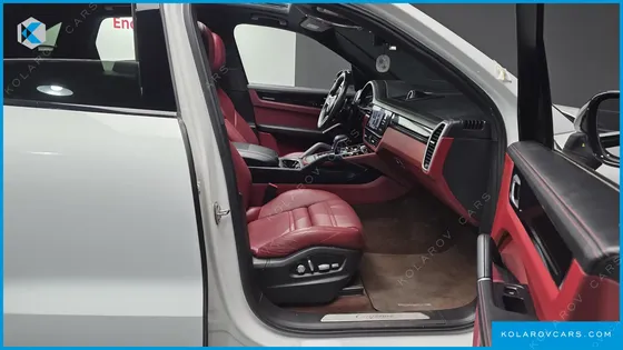 PORSCHE CAYENNE 3.0