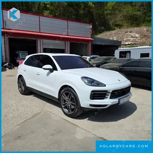 PORSCHE CAYENNE 3.0 PLATINUM EDITION