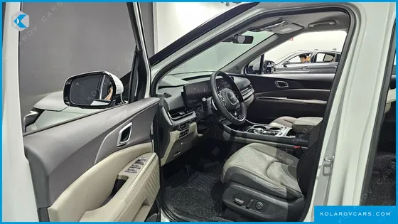 KIA CARNIVAL 7-SEATER NOBLESSE