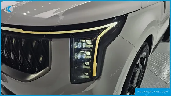 KIA CARNIVAL 7-SEATER NOBLESSE