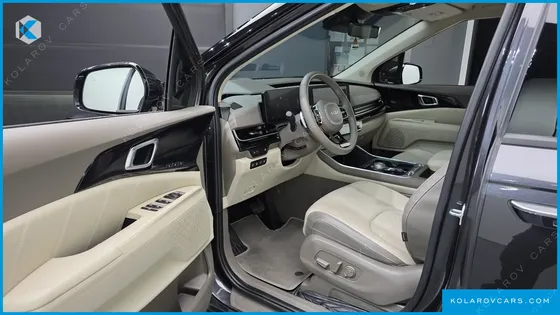 KIA CARNIVAL 7-SEATER SIGNATURE