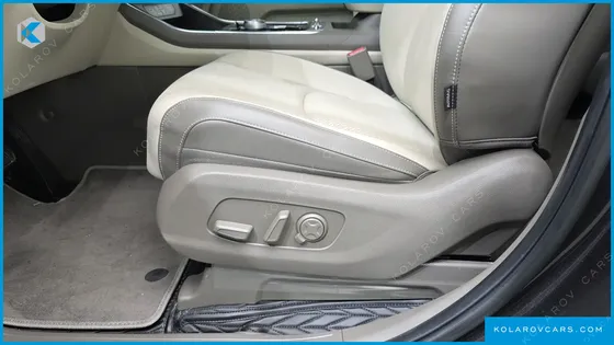 KIA CARNIVAL 7-SEATER SIGNATURE