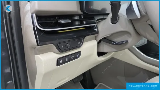 KIA CARNIVAL 7-SEATER SIGNATURE