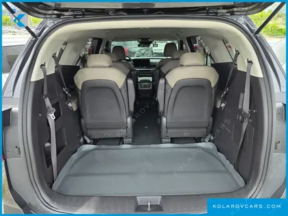 KIA CARNIVAL HEV 9 SEATER PRESTIGE