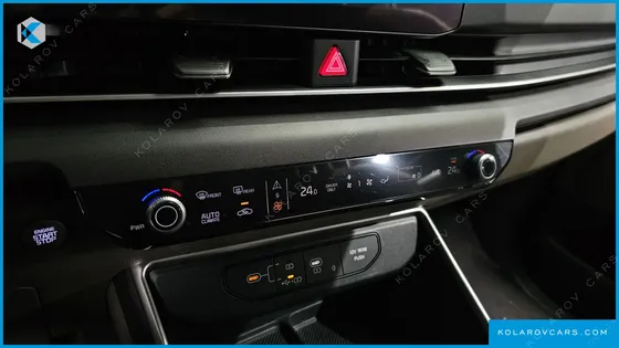 KIA CARNIVAL HEV 9 SEATER PRESTIGE