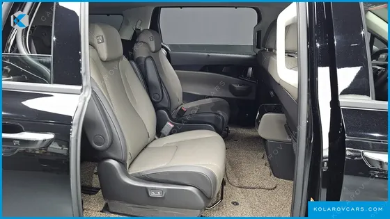 KIA CARNIVAL HEV 9 SEATER X LINE
