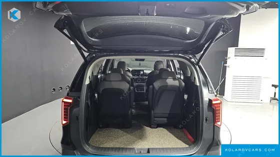 KIA CARNIVAL HEV 9 SEATER X LINE