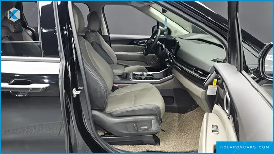 KIA CARNIVAL HEV 9 SEATER X LINE