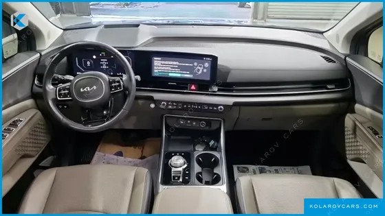 KIA CARNIVAL 7-SEATER NOBLESSE