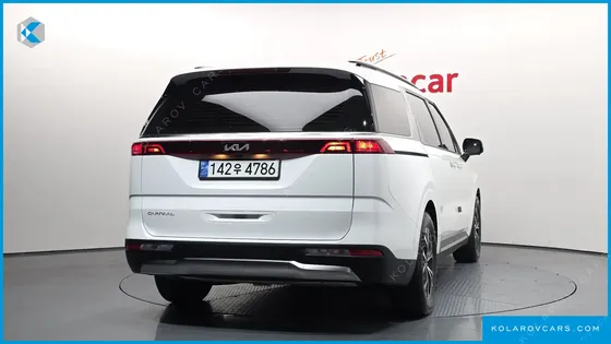 KIA CARNIVAL 9-SEATER SIGNATURE