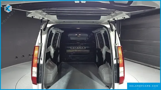 HYUNDAI STARIA L3.5 CARGO 3-SEATER