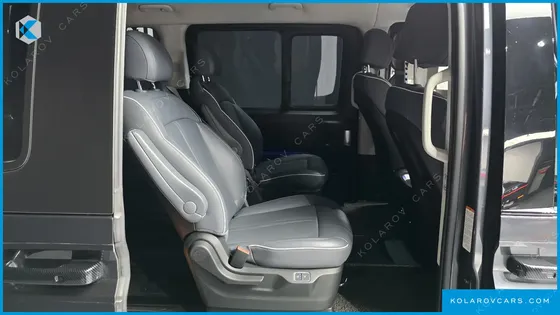 HYUNDAI STARIA L3.5 LOUNGE 9-SEATER