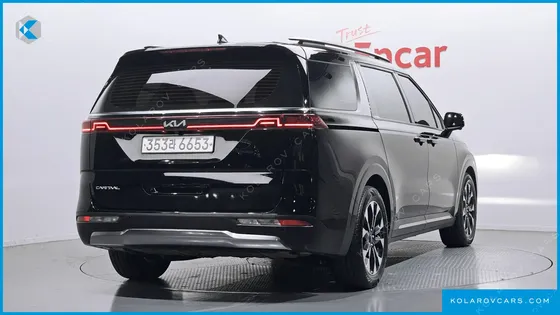 KIA CARNIVAL 9-SEATER SIGNATURE
