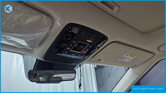 KIA CARNIVAL 7-SEATER SIGNATURE