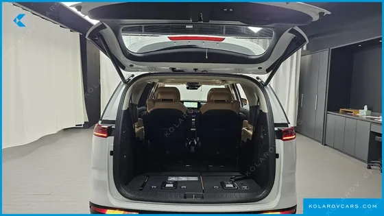 KIA CARNIVAL 7-SEATER SIGNATURE
