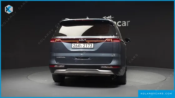 KIA CARNIVAL 9-SEATER SIGNATURE