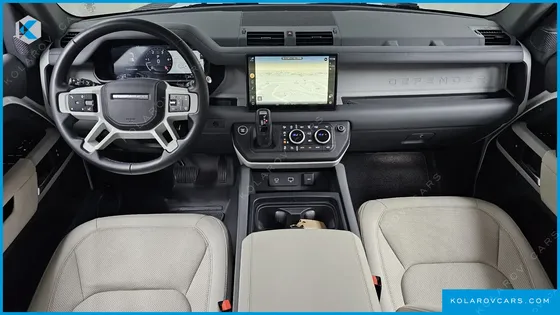 LAND ROVER DEFENDER 110 D300 HSE