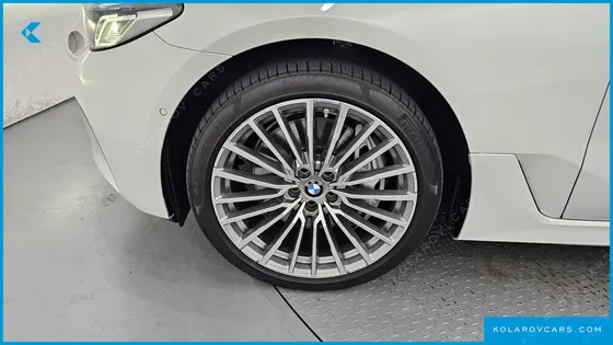BMW GRAN TURISMO (GT) 640I XDRIVE LUXURY