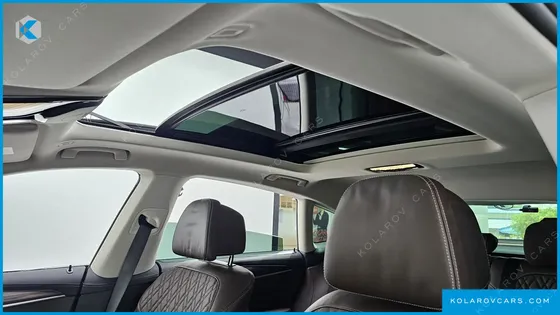 BMW GRAN TURISMO (GT) 640I XDRIVE LUXURY