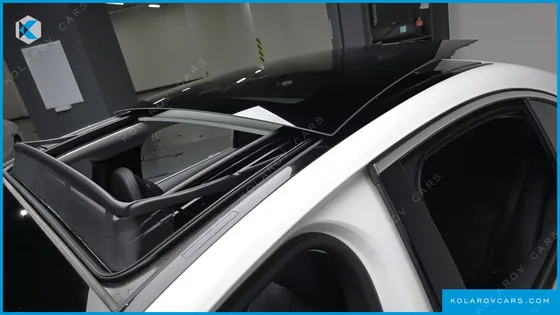 MERCEDES E-CLASS E200 AVANTGARDE