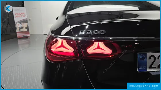 MERCEDES E-CLASS E300 4MATIC AMG LINE