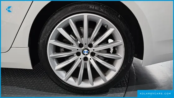 BMW 5 SERIES 530I XDRIVE LUXURY