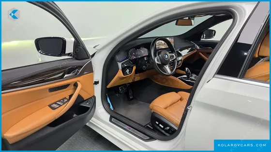 BMW 5 SERIES 520I M SPORT