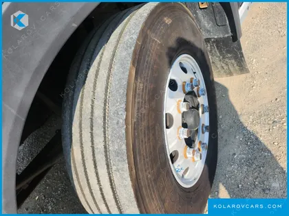 HYUNDAI MEGA TRUCK WIDECAP GOLD