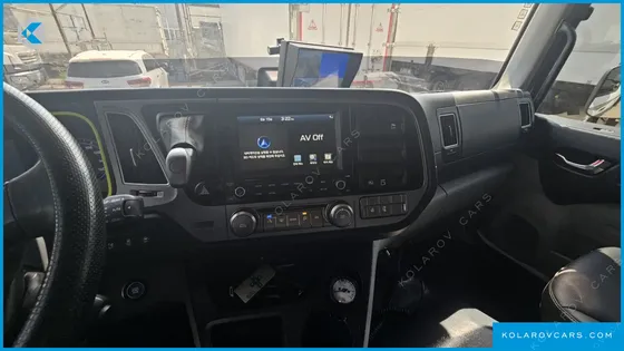 HYUNDAI PAVIS PRESTIGE