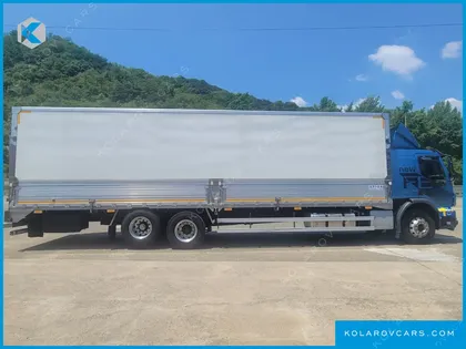 VOLVO CARGO TRUCK 6X4
