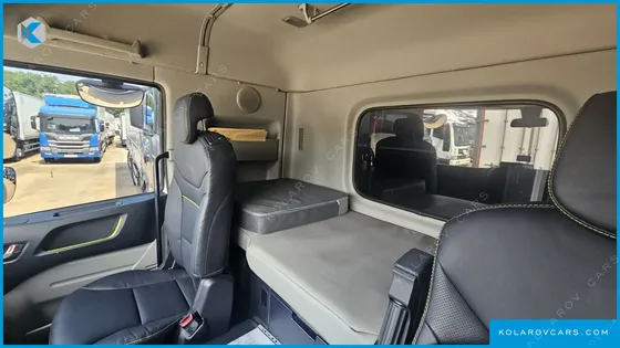 HYUNDAI PAVIS PRESTIGE