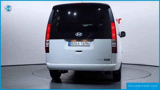 HYUNDAI STARIA HEV 1.6 CARGO 5-SEATER