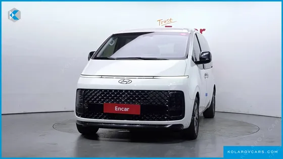 HYUNDAI STARIA L3.5 LOUNGE 9-SEATER