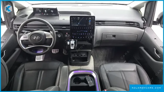 HYUNDAI STARIA L3.5 LOUNGE 9-SEATER