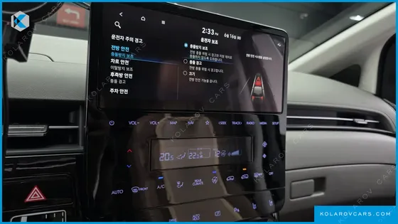 HYUNDAI STARIA 4WD LOUNGE 9-SEATER