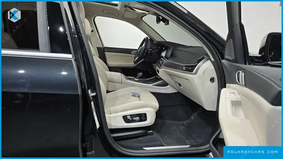 BMW X7 XDRIVE 40D DESIGN PURE EXCELLENCE 7-SEATER