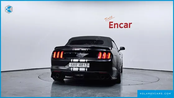 FORD MUSTANG GT CONVERTIBLE