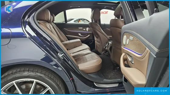MERCEDES E-CLASS E300E 4MATIC EXCLUSIVE
