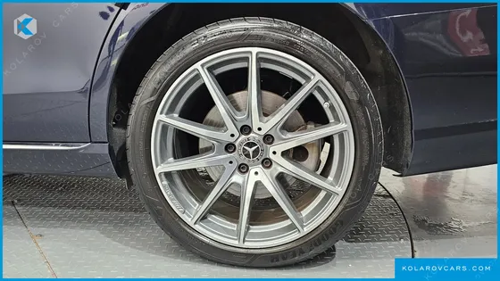 MERCEDES E-CLASS E300E 4MATIC EXCLUSIVE