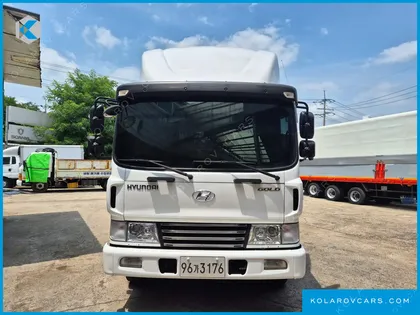 HYUNDAI MEGA TRUCK GOLD