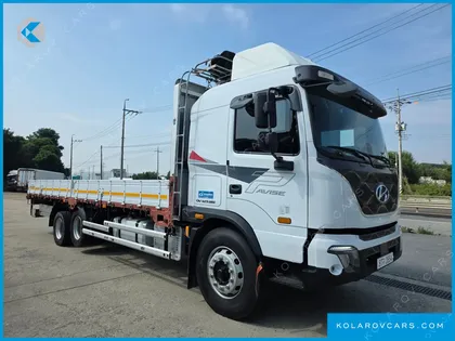 HYUNDAI MEGA TRUCK GOLD