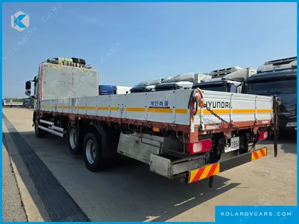 HYUNDAI MEGA TRUCK GOLD