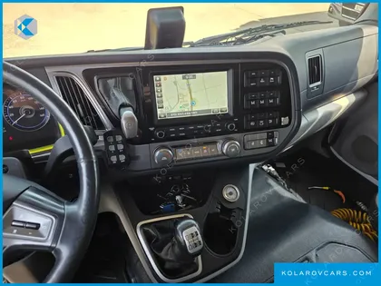 HYUNDAI MEGA TRUCK GOLD