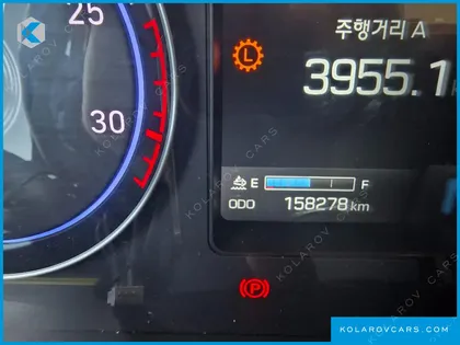 HYUNDAI MEGA TRUCK GOLD